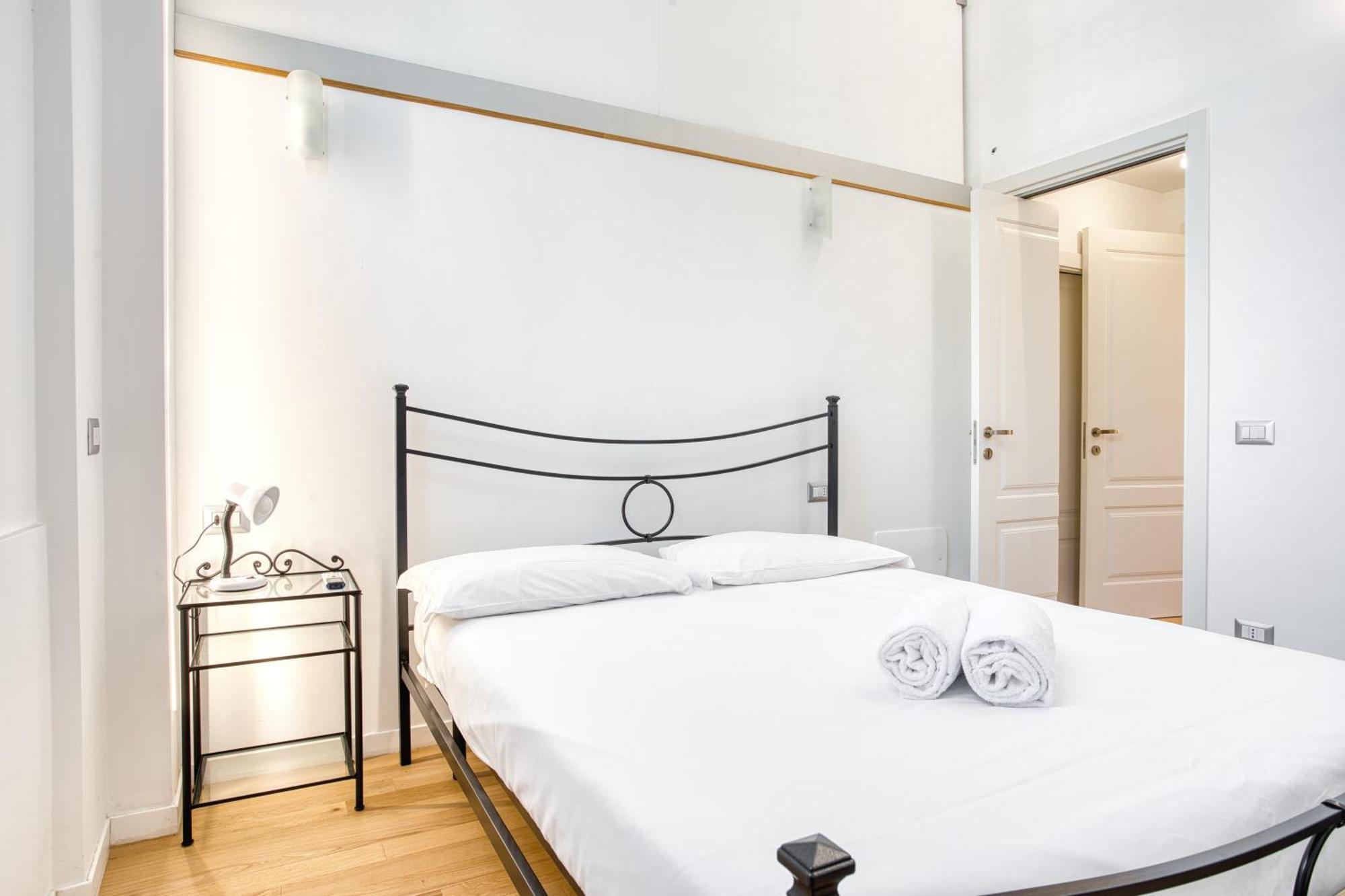 Walk To Navigli - Via Gola - 2 Bedrooms Apt Milánó Kültér fotó